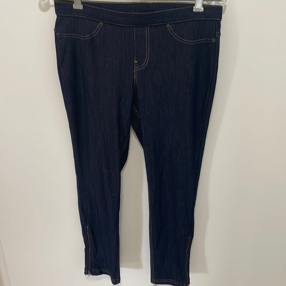 Hue Leggings - Picture 1 of 2